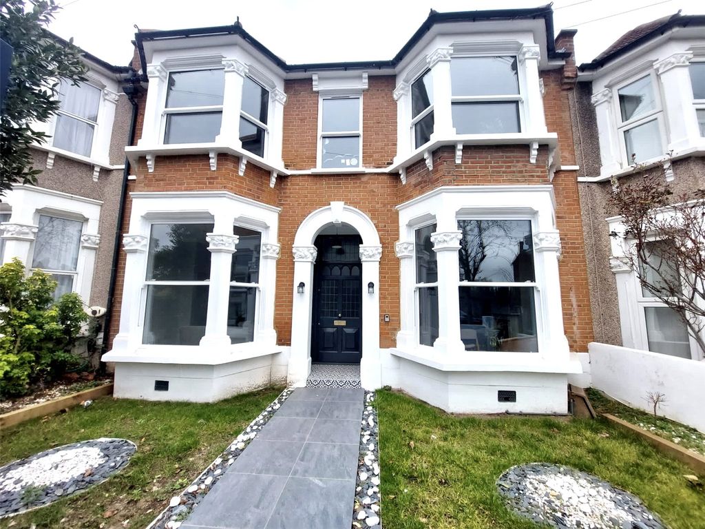4 bed terraced house for sale in Ardgowan Road, Catford, London SE6