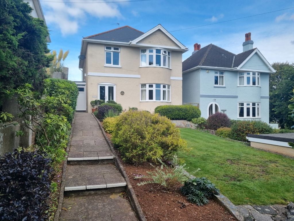 4 bed detached house for sale in Parkhurst Road, Torquay TQ1, £435,000