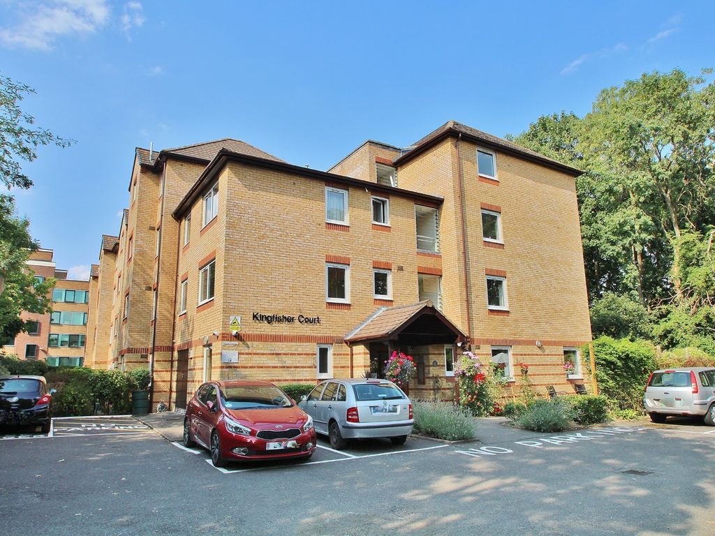 2 bed flat for sale in Ewell Road, Surbiton KT6, £215,000 Zoopla