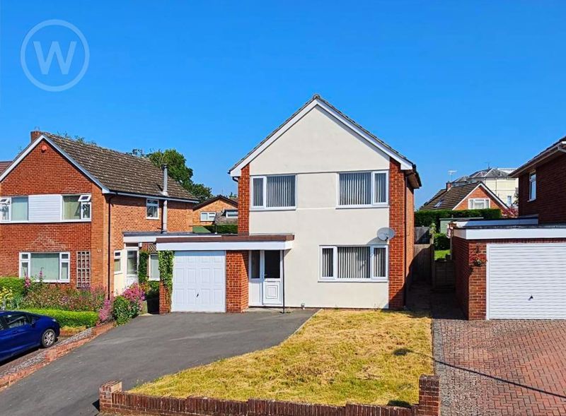 3 bed detached house for sale in Russell Close, Off Venns Lane