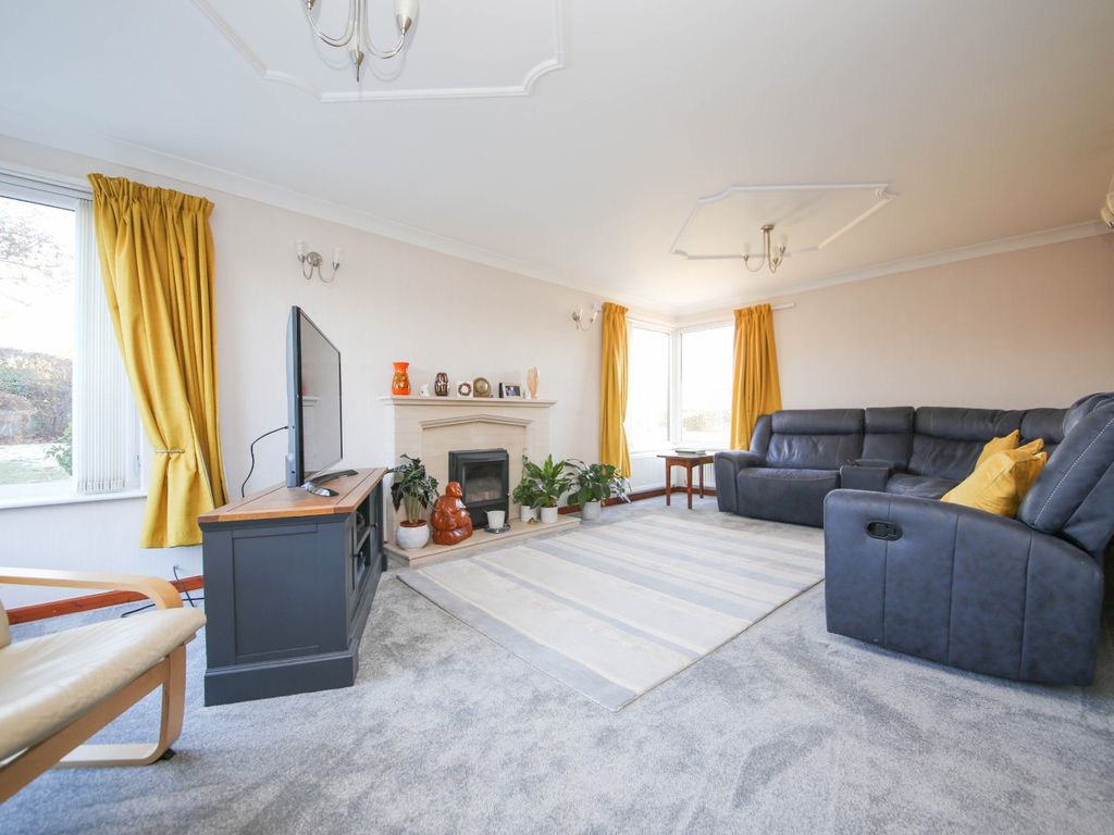 4 bed detached house for sale in Firs Park Crescent, Aspull, Wigan