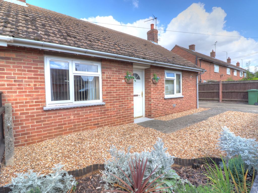2 bed semidetached bungalow for sale in Walter Howes Crescent