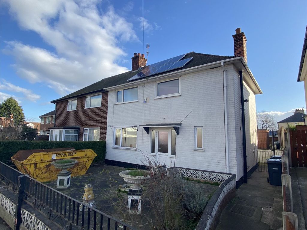 4 bed semidetached house for sale in Carlton Hill, Nottingham NG4, £