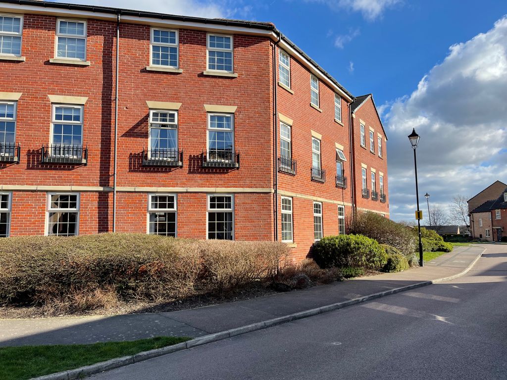 2 bed flat for sale in Carlton Gate Drive, Kiveton Park, Sheffield S26
