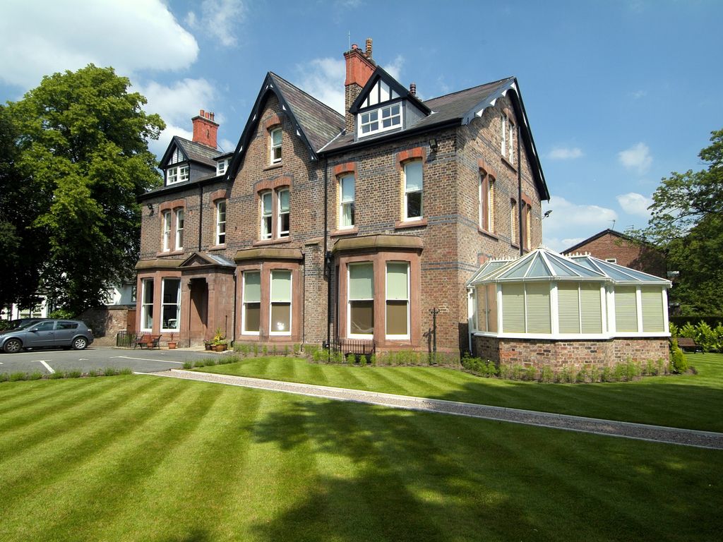 3 bed flat for sale in Lyndhurst Road, Lyndhurst Rd Mossley Hill