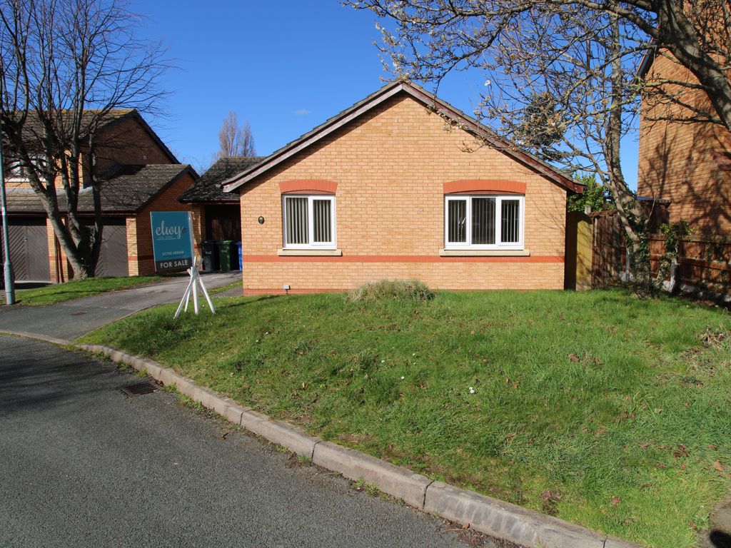 3 bed bungalow for sale in Llys Gwylan, Rhyl, Denbighshire LL18 Zoopla