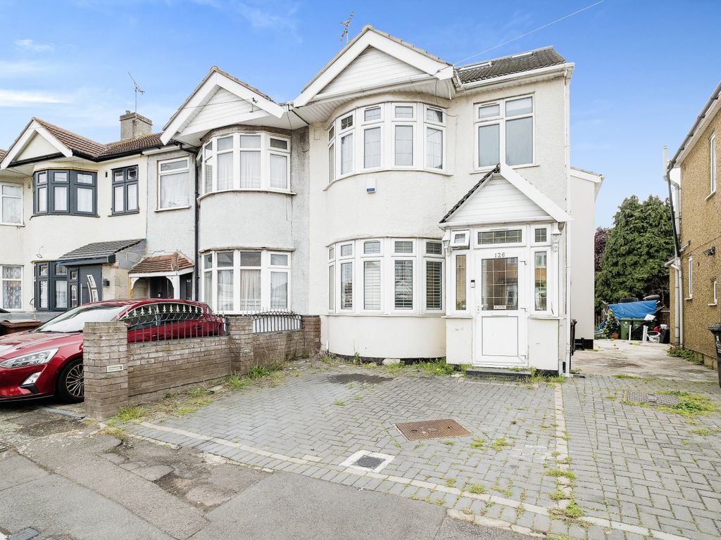 5 bed end terrace house for sale in Temple Avenue, Dagenham RM8 Zoopla