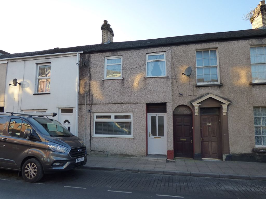 1 bed flat to rent in 54A Windsor Road, Neath, Neath Port Talbot. SA11