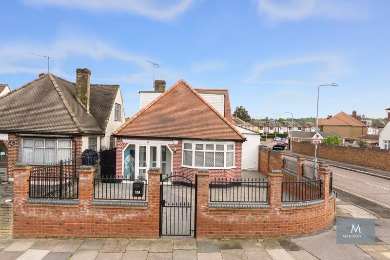3 bed detached bungalow for sale in Ewellhurst Road, Clayhall, Ilford