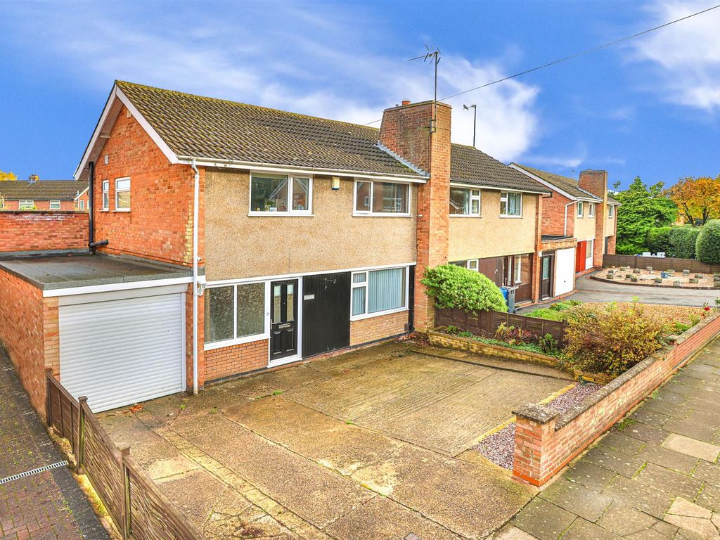 3 bed semidetached house for sale in Belvoir Drive, Barton Seagrave