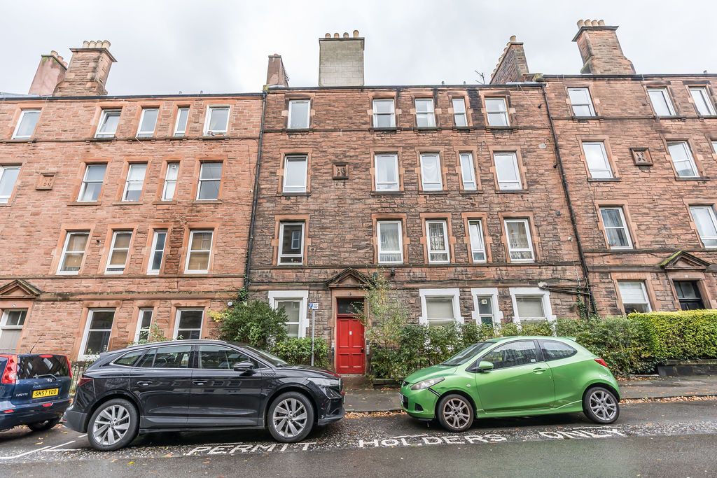 1 bed flat for sale in Sloan Street, Edinburgh EH6, £131,500 Zoopla
