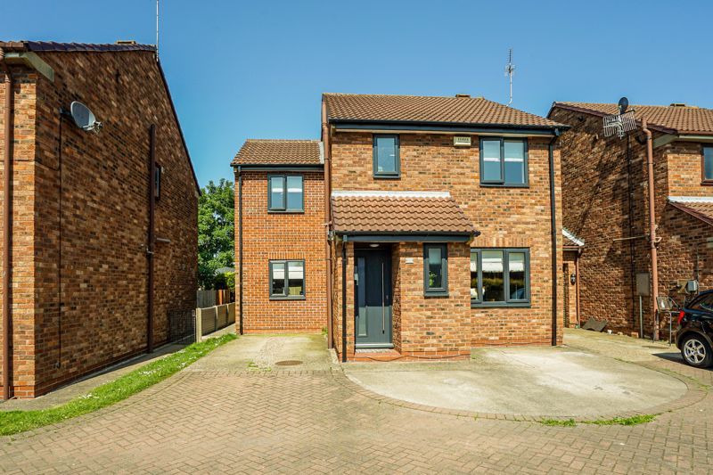 4 bed detached house for sale in 70 Street, Snaith DN14 Zoopla