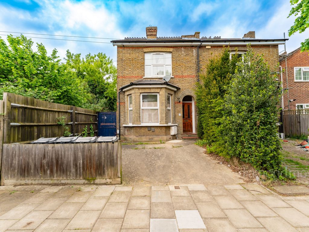 6 bed semidetached house for sale in St. Stephens Road, Hounslow TW3