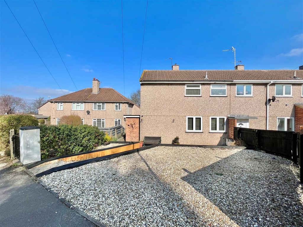 3 bed end terrace house for sale in Prescott Avenue, Matson, Gloucester