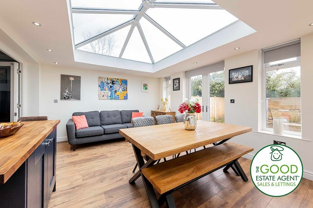 3 bed terraced house for sale in Davenport Avenue, Wilmslow SK9 Zoopla