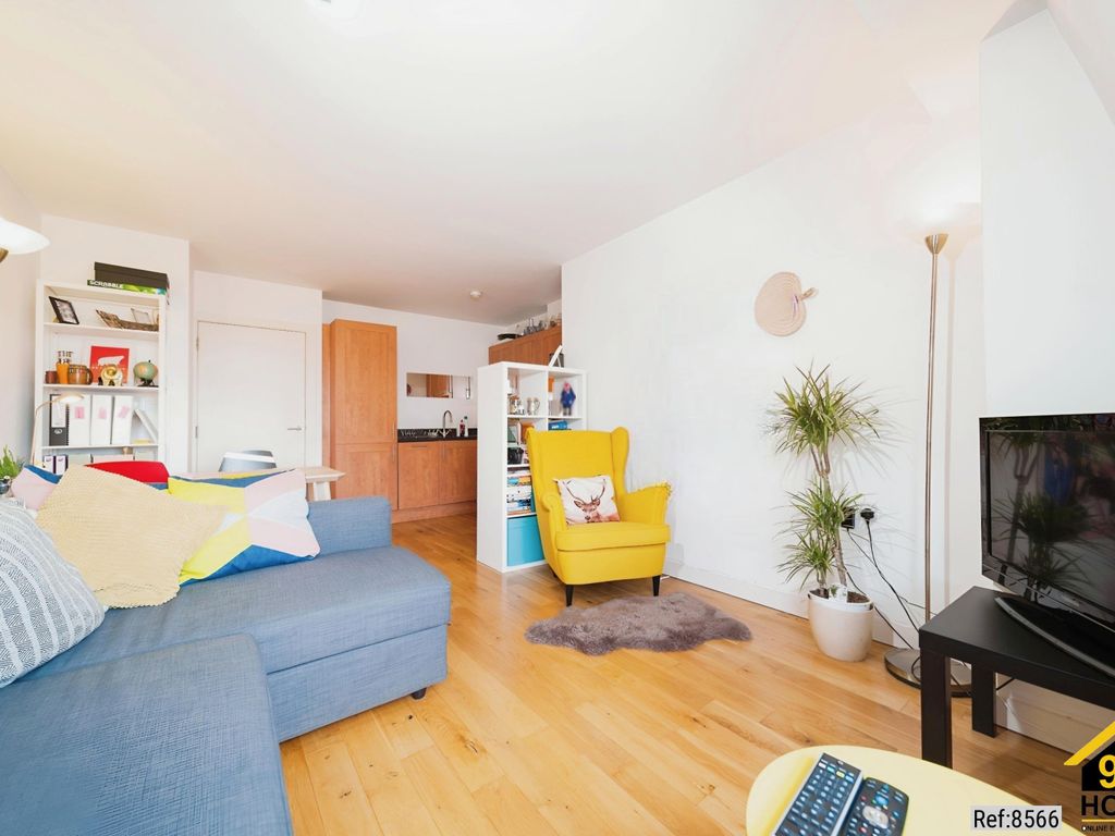 1 bed flat to rent in 185 Stoke Newington High Street, London N16, £