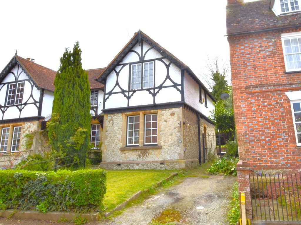 2 bed cottage for sale in High Street, Chipstead, Sevenoaks TN13 Zoopla
