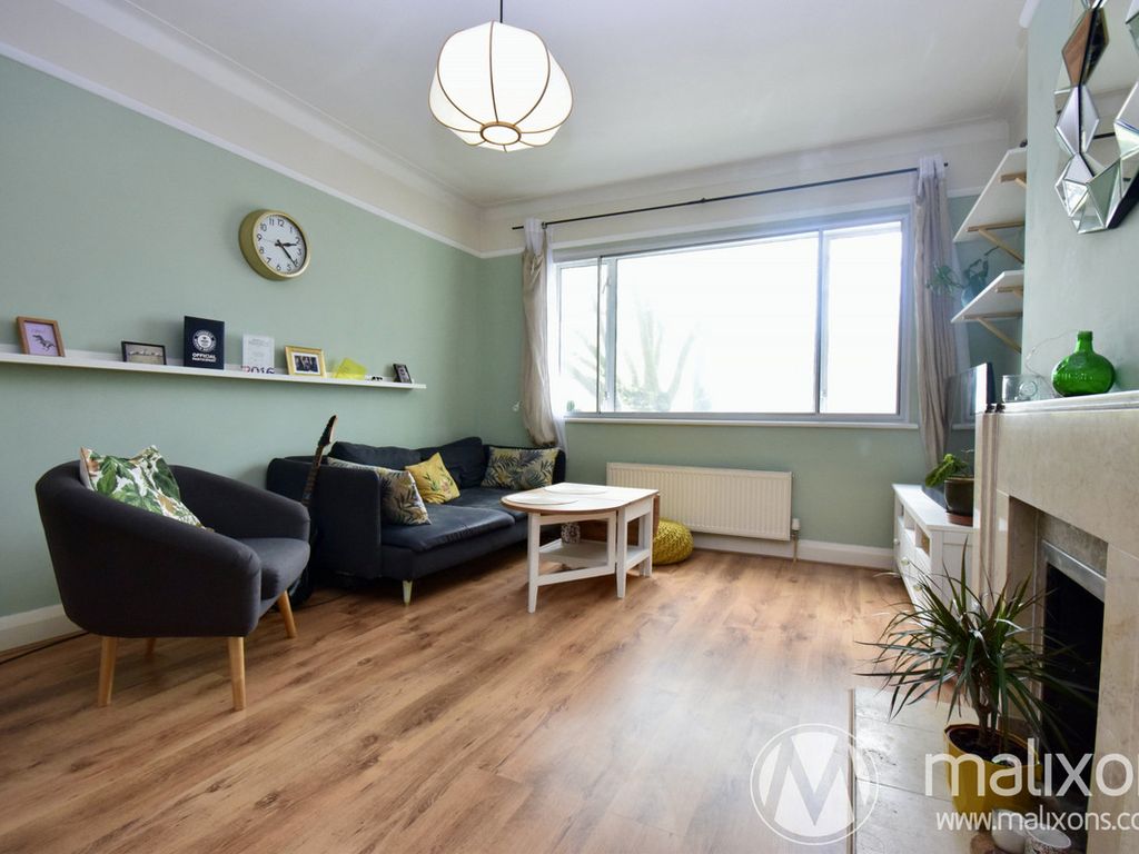 Hilldown Court Streatham High Road, London SW16