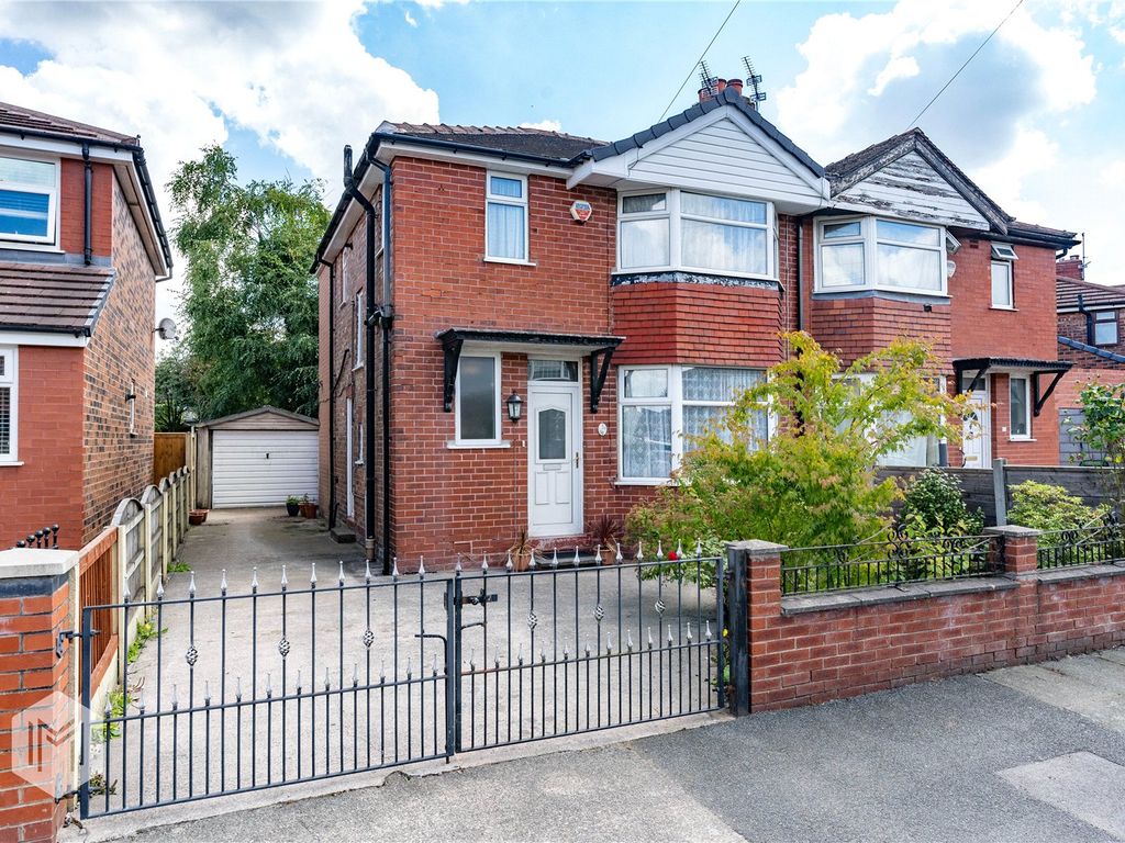 3 bed semidetached house for sale in Leamington Road, Eccles
