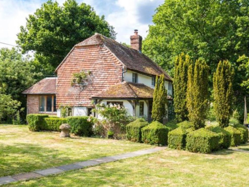 3 bed detached house for sale in Nash Street, Eastbourne BN27 Zoopla