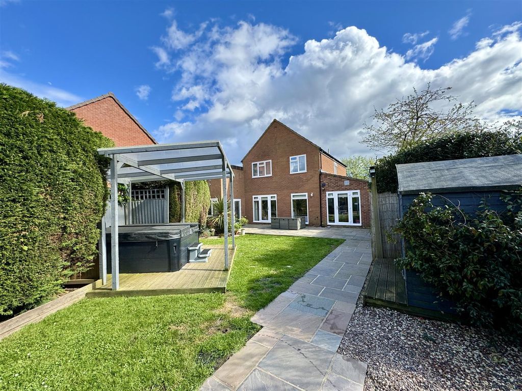4 bed detached house for sale in Farthing Croft, Highnam, Gloucester