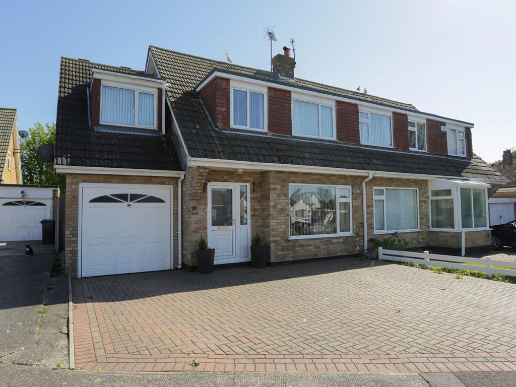 4 bed semidetached house for sale in Collingwood Close, Broadstairs