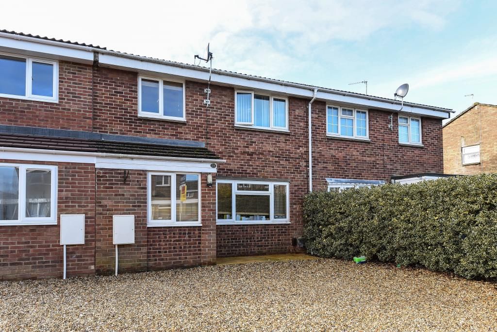3 bed semidetached house to rent in Glory Farm, Bicester OX26 Zoopla