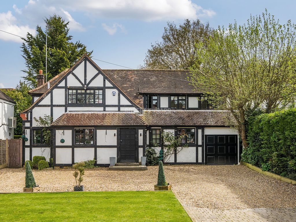 5 bed detached house for sale in Oakridge Avenue, Radlett WD7, £2,200,000 Zoopla
