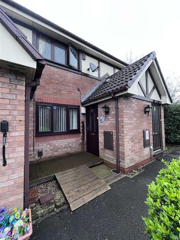 1 bed flat to rent in Stamford Court, AshtonUnderLyne OL6, £725 pcm