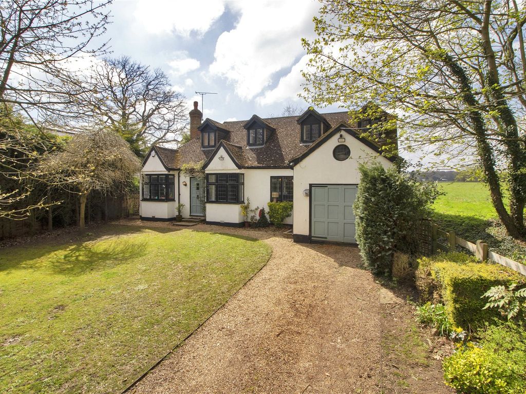4 bed detached house for sale in Rushmore Hill, Knockholt, Sevenoaks