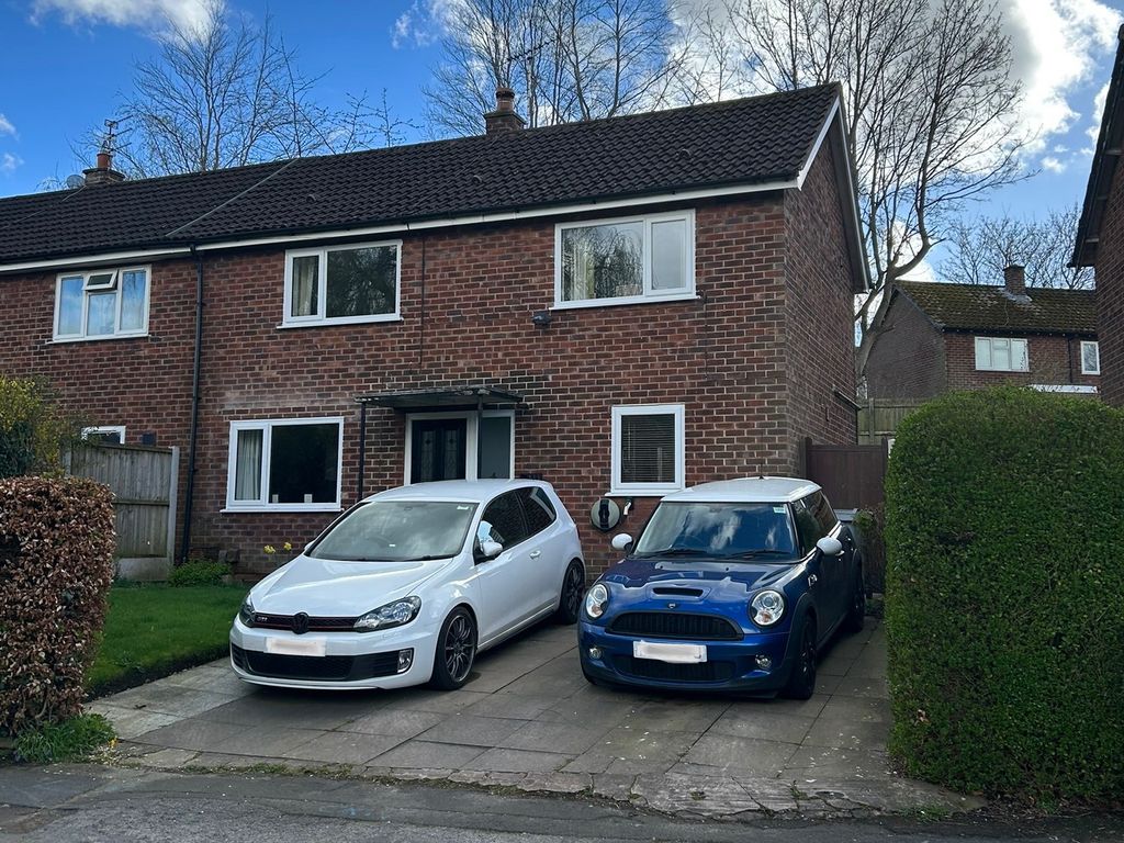 3 bed end terrace house for sale in Brocklehurst Avenue, Macclesfield