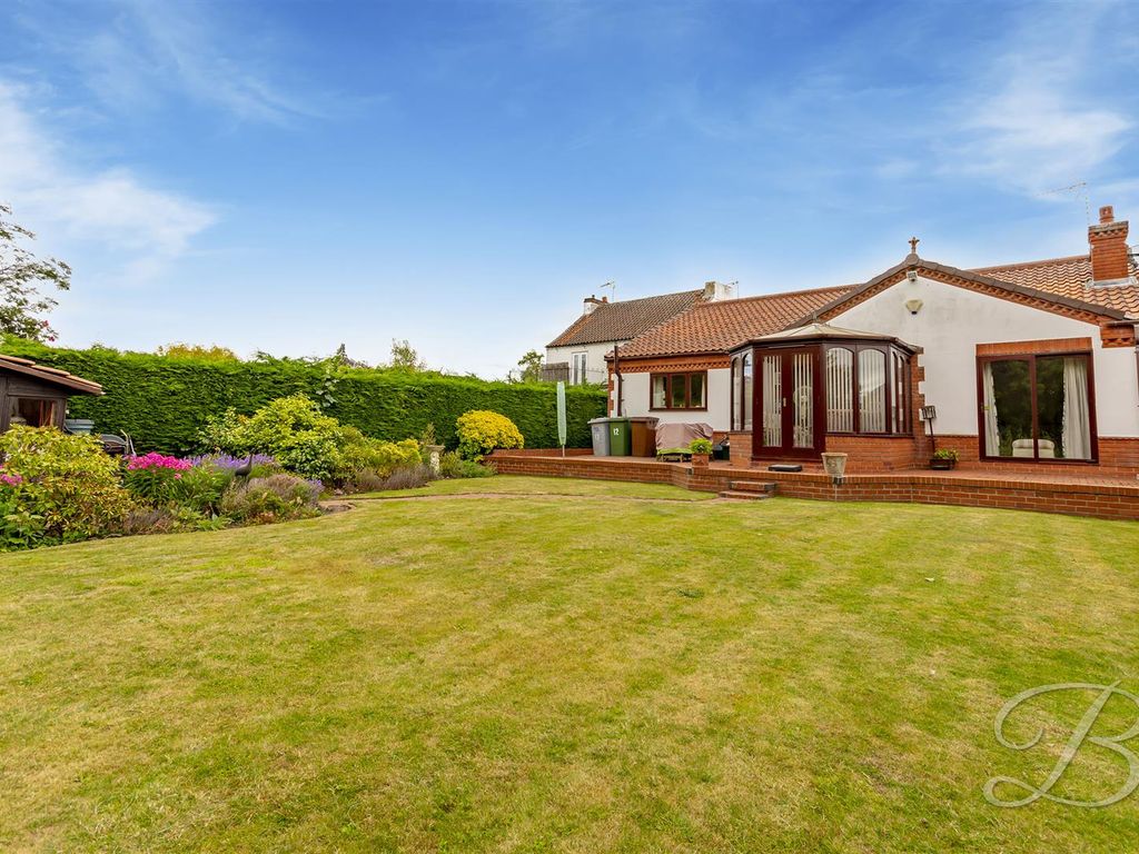 2 bed detached bungalow for sale in Mill Lane, Edwinstowe, Mansfield