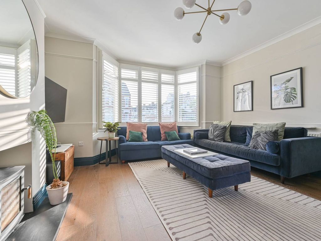 4 bed semidetached house for sale in Woolstone Road, Forest Hill