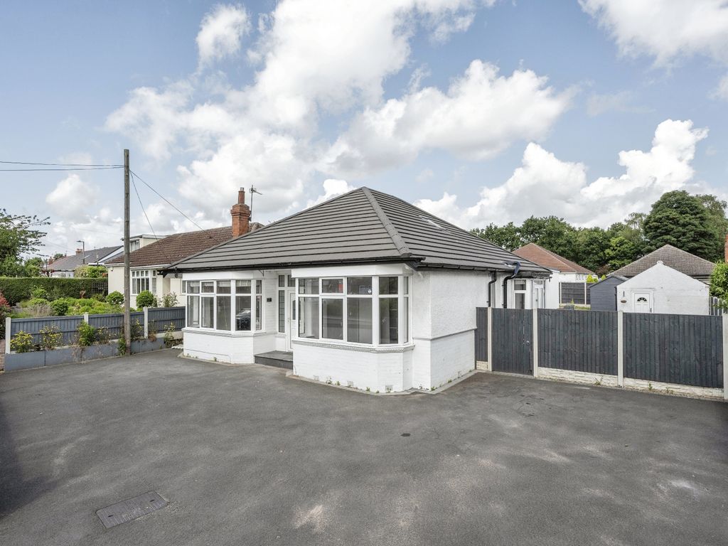 4 bed bungalow for sale in Cantley Lane, Bessacarr, Doncaster, South