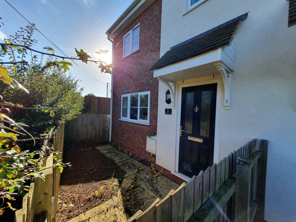 3 bed end terrace house for sale in Button Hall Close, Alveley
