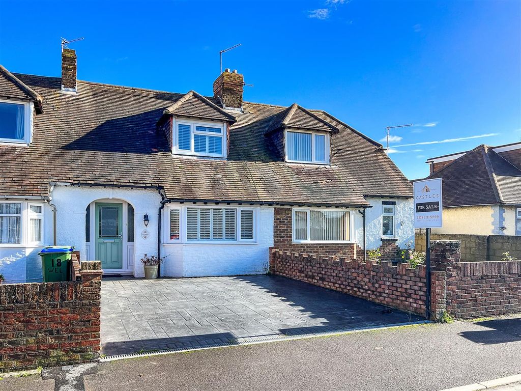 2 bed bungalow for sale in Wellington Grove, Portchester, Fareham PO16