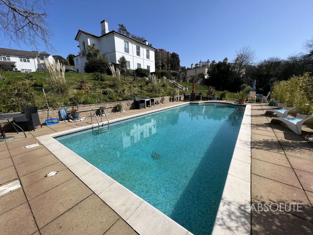 1 bed flat for sale in Kingsleigh Manor, Lower Warberry Road, Torquay