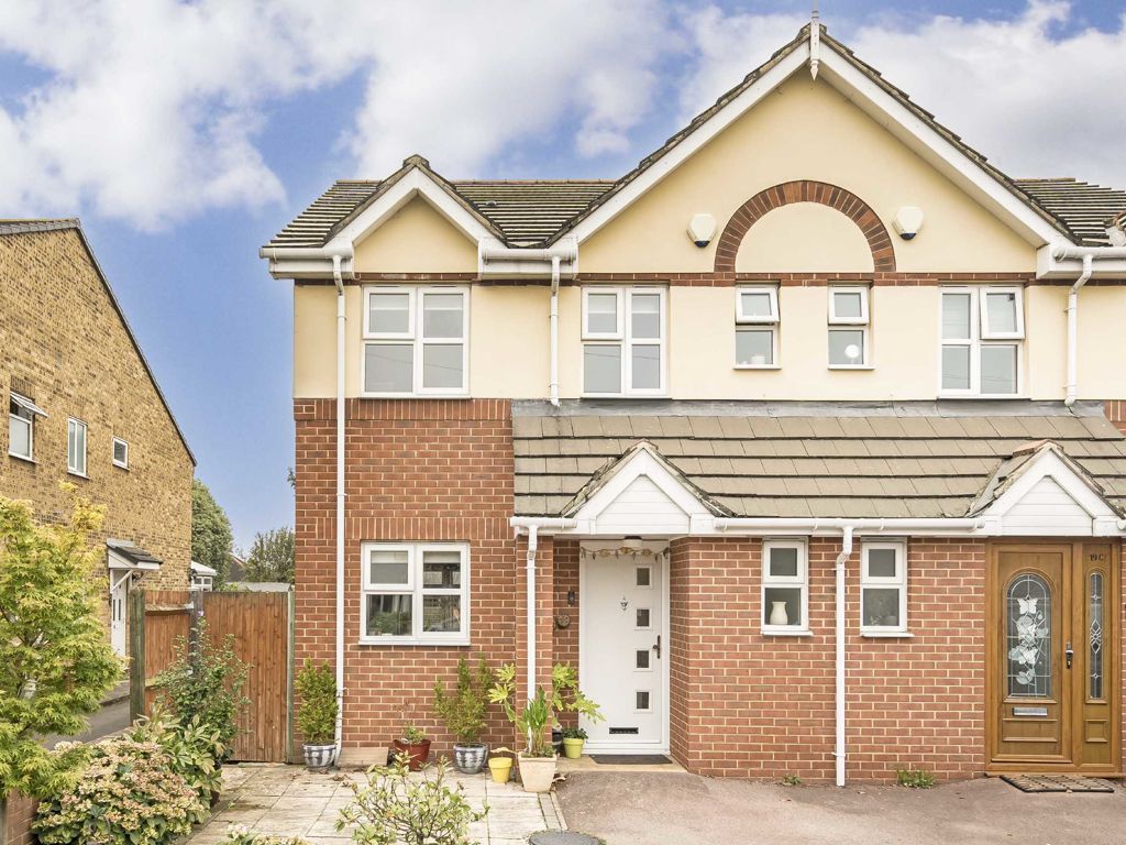 3 bed semidetached house for sale in Napier Road, Ashford TW15, £