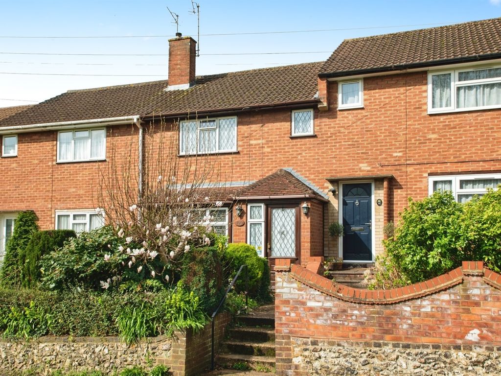 2 bed terraced house for sale in Chambersbury Lane, Hemel Hempstead HP3