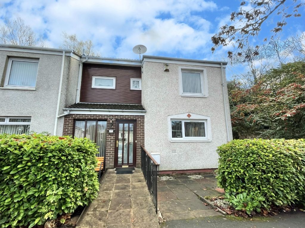 4 bed end terrace house for sale in Troon Court, Greenhills, East