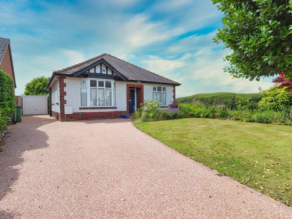 2 bed detached bungalow for sale in Kane Court, Sandy Lane, Lowton