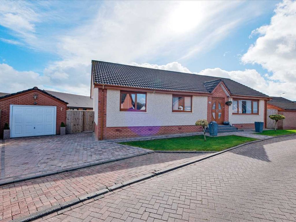 3 bed bungalow for sale in The Whinny, Blackwood, Lanark ML11, £245,000