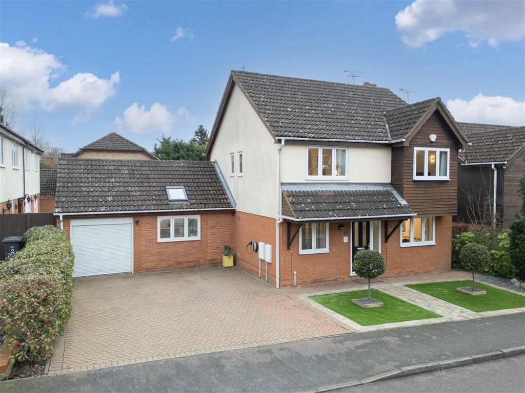 4 bed detached house for sale in Hampton Gardens, Sawbridgeworth CM21
