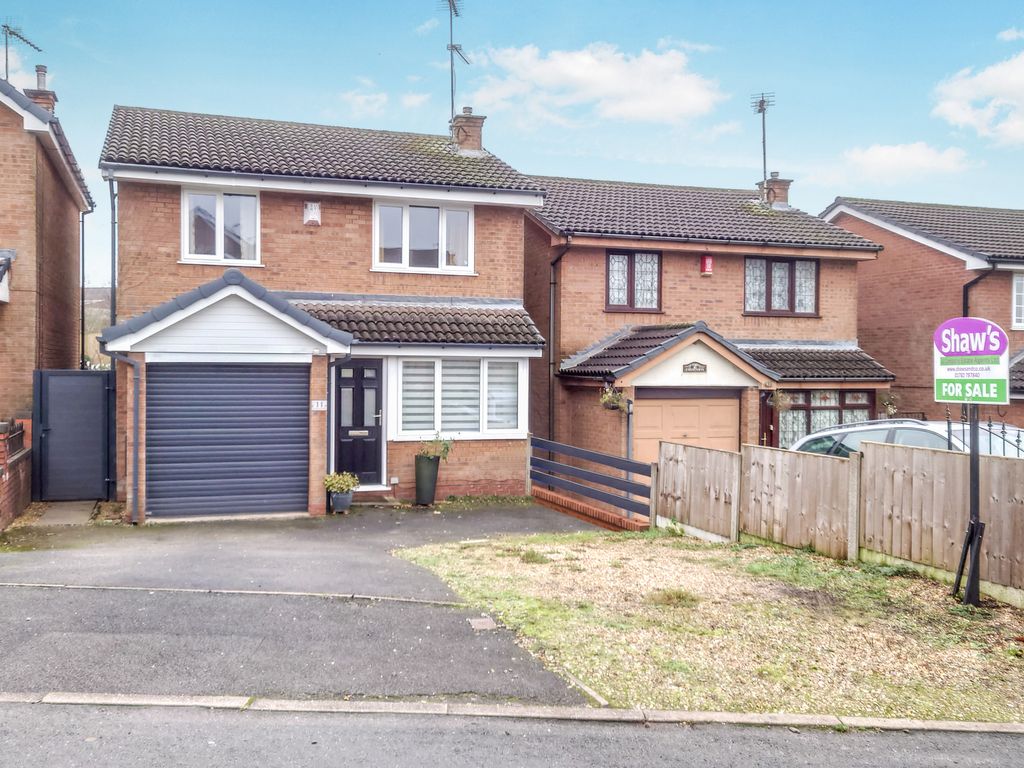 3 bed detached house for sale in Landrake Grove, Packmoor, StokeOn