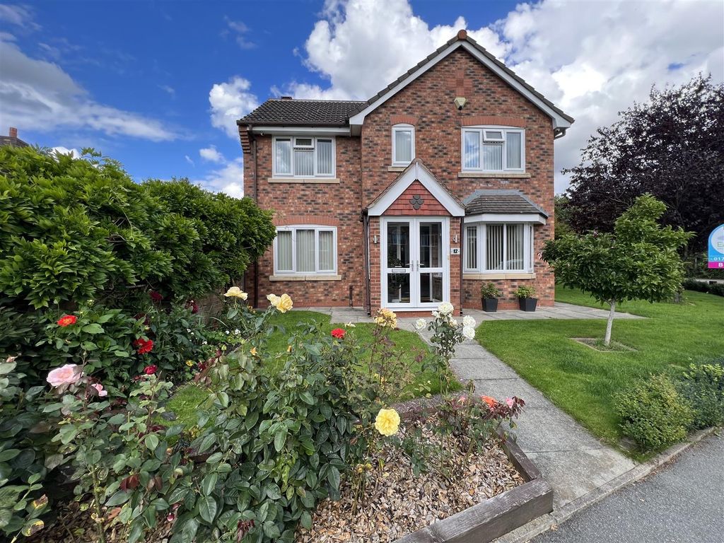 3 bed detached house for sale in Blenheim Drive, Prescot L34, £335,000