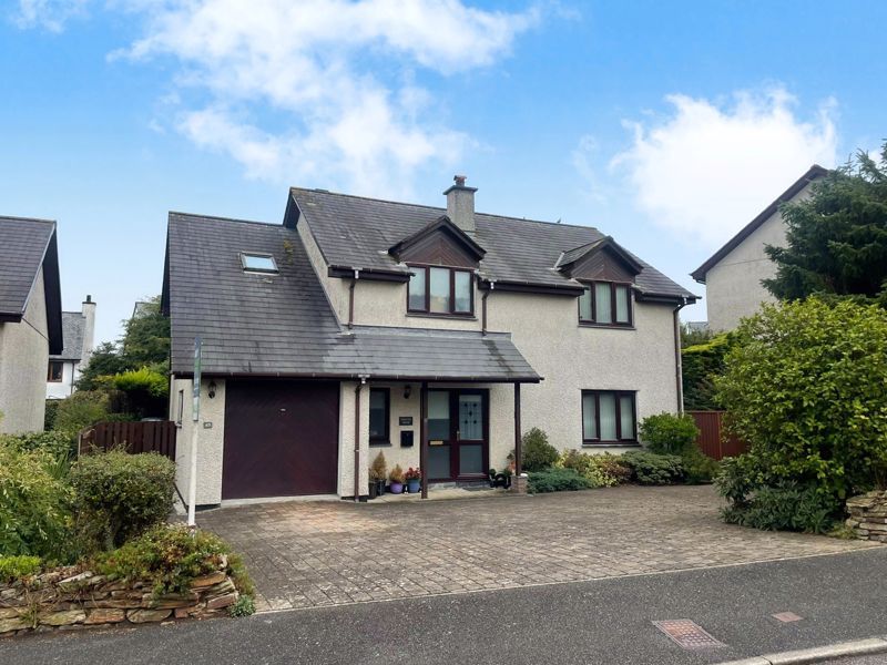 3 bed detached house for sale in Hawkens Way, St. Columb TR9 Zoopla