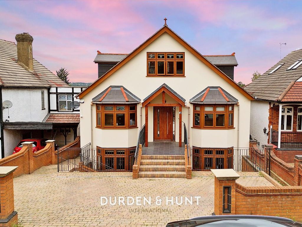 7 bed detached house for sale in Manor Road, Chigwell IG7, £1,750,000