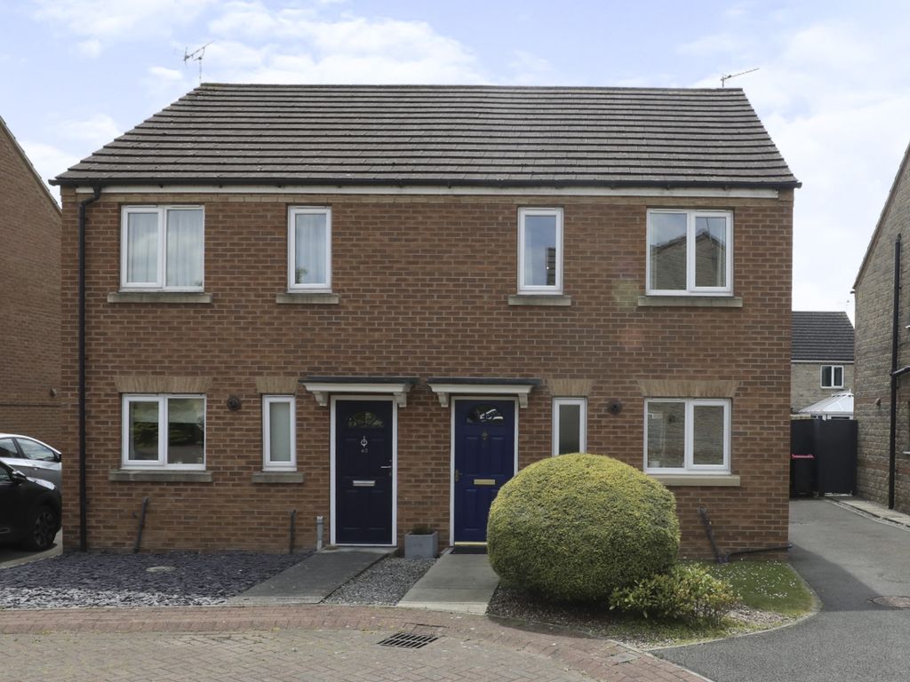 3 bed semidetached house for sale in Kensington Close, Dinnington