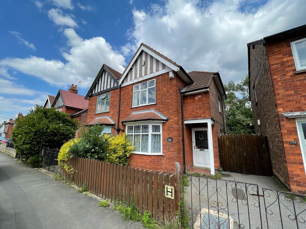 3 bed semidetached house to rent in Street, Long Eaton
