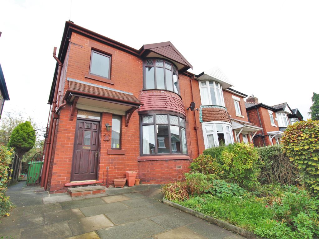 Hillcrest Drive, Manchester M19  